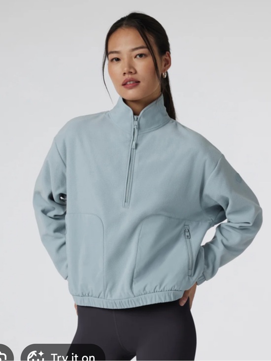 Vuori Tops - Vuori women’s aspen half zip